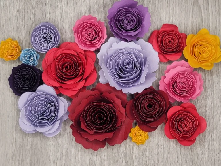 How to make a cricut paper flower + FREE flower templates and a video!