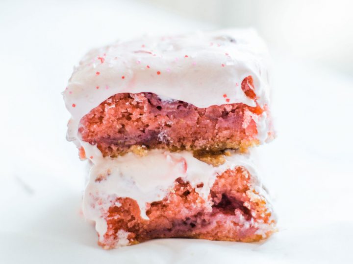 Image for Easy Strawberry Cake Perfect For Kids
